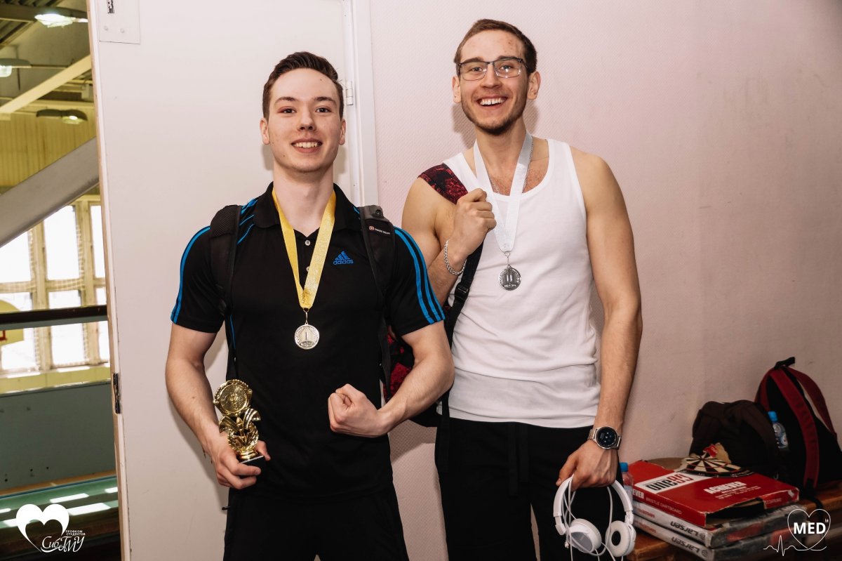 🤸 Ежегодно в СибГМУ проходит жаркий весенний спортивный фестиваль Sportfest . И этот год не стал исключением!