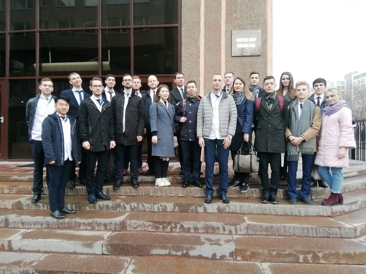 Москва, 7:00 утра