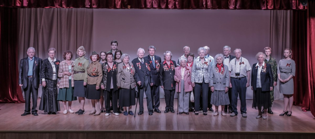 10 мая в актовом зале АНО ВО МГЭУ прошло торжественное мероприятие, посвященное 74-й годовщине Победы в Великой Отечественной войне 1941-1945 г.г.