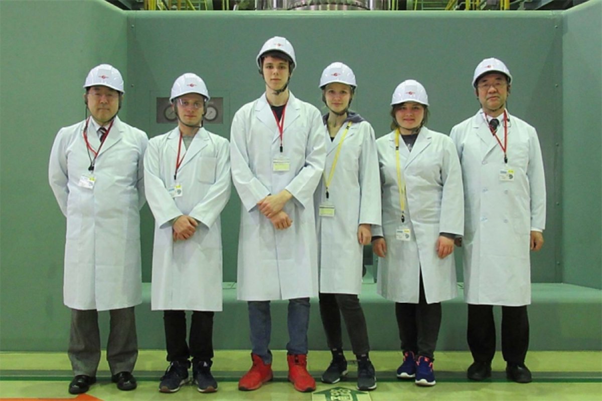 Студентка Института Ядерной физики и технологий (ИЯФиТ) НИЯУ МИФИ Мария Зарипова рассказала о двухнедельной стажировке по направлению «Ядерные технологии» в Японии: https://mephi.ru/content/news/1387/130502/