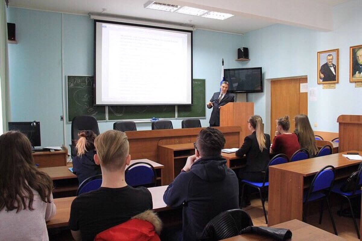 С 9 апреля 2019 года в Международном юридическом институте начался очередной этап изучения предмета "Римского права" на английском языке