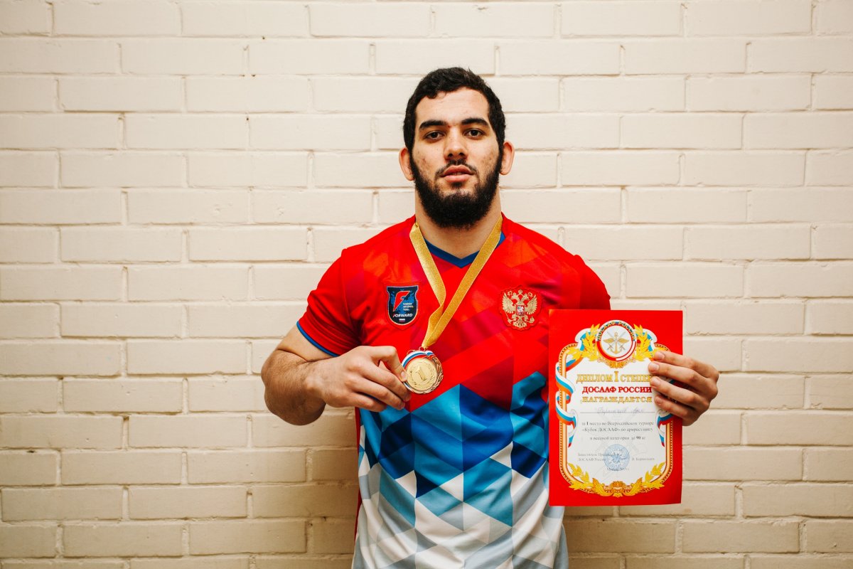 Силач Адам Баркинхоев из РГУФКСМиТ💪🏻Победитель Кубка ДОСААФ по армреслингу🥇В конце мая наш студент едет на международный турнир. Пожелаем ему удачи🎈