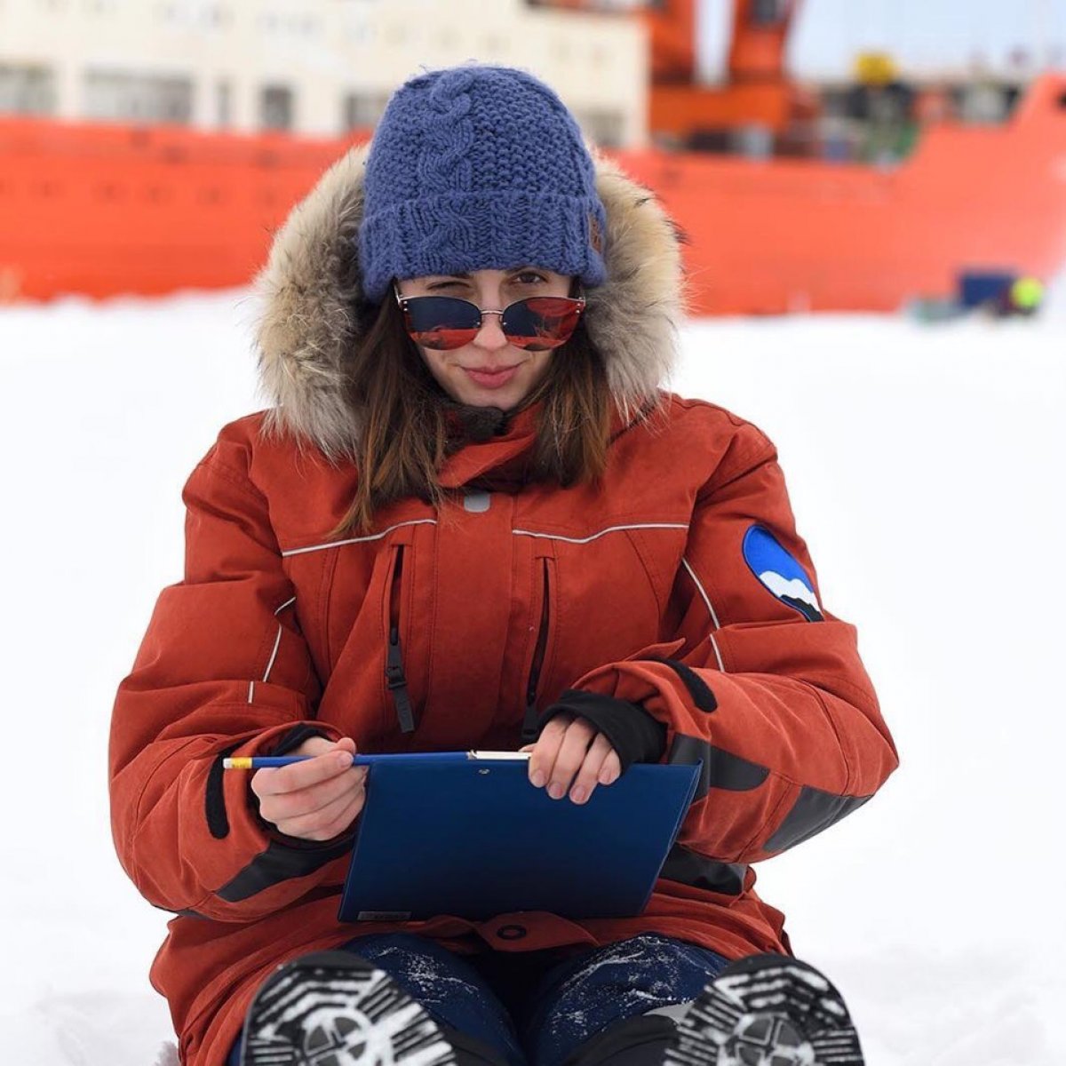Ко Дню полярника — фотографии из полярных экспедиций ученых