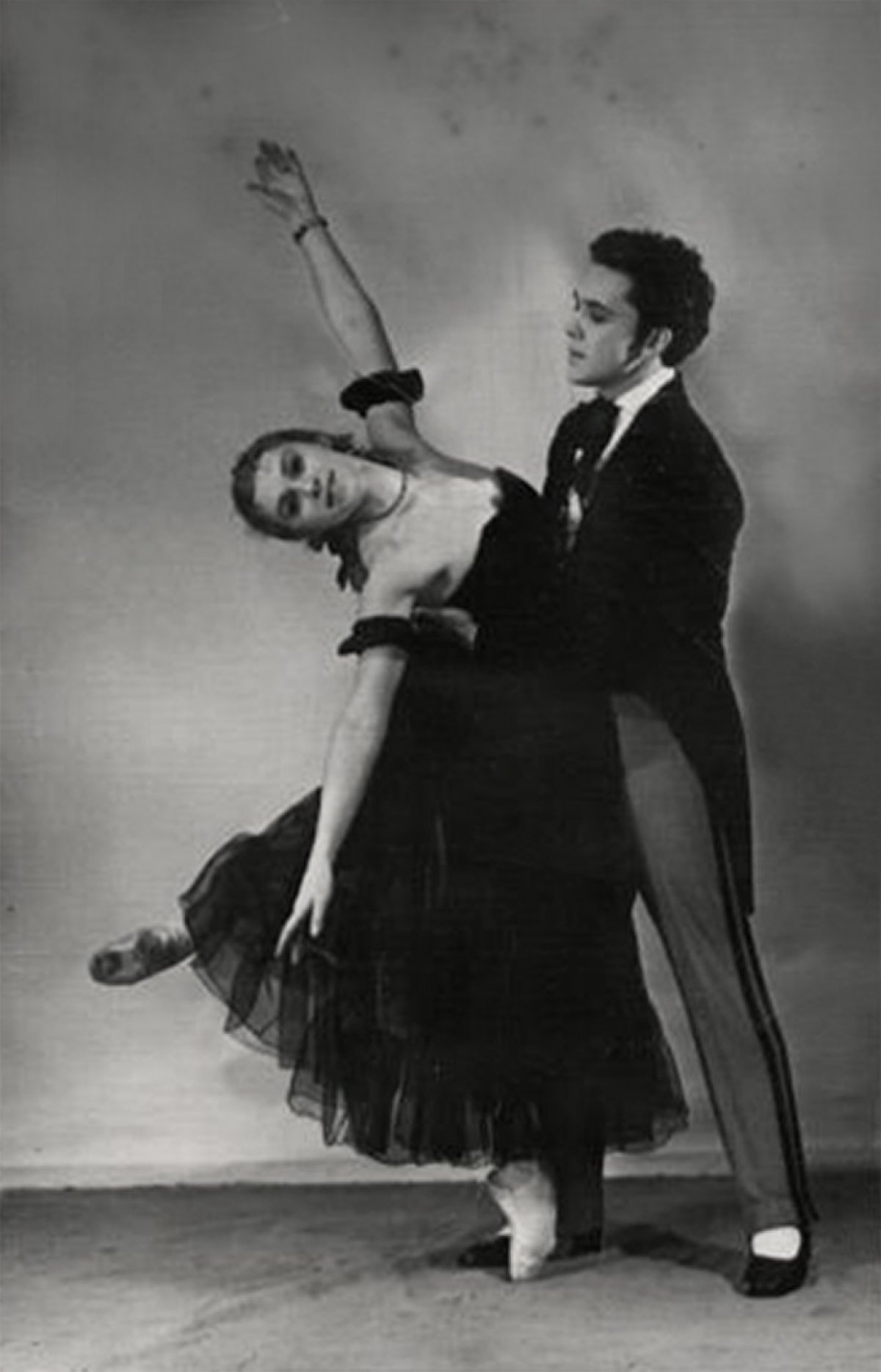 Сегодня, 23 мая, исполняется 90 лет со дня рождения Заслуженной артистки РСФСР Галины Николаевны Пирожной.