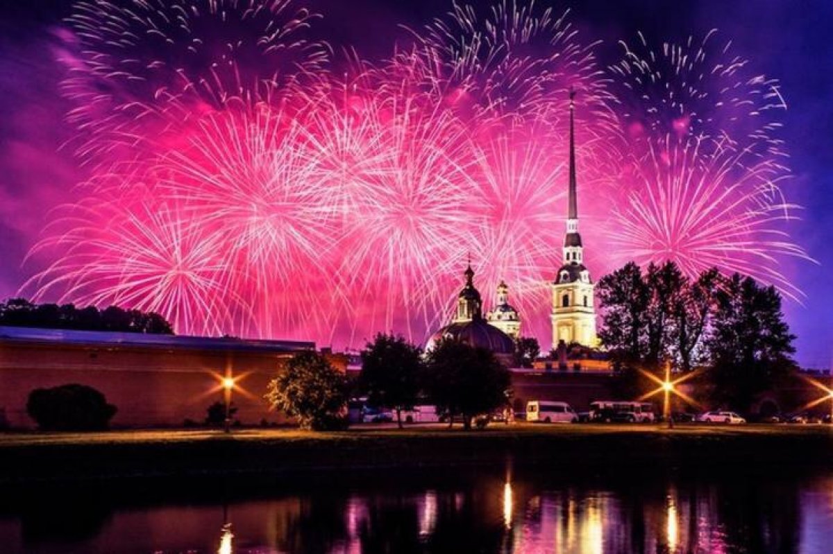 Свой День рождения Санкт-Петербург традиционно отмечает 27 мая. В этом году Северная столица отметит своё 316-летие.