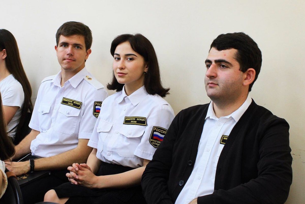 📌24 Мая в нашем филиале был проведен круглый стол на тему «Правосудие и адвокатура»