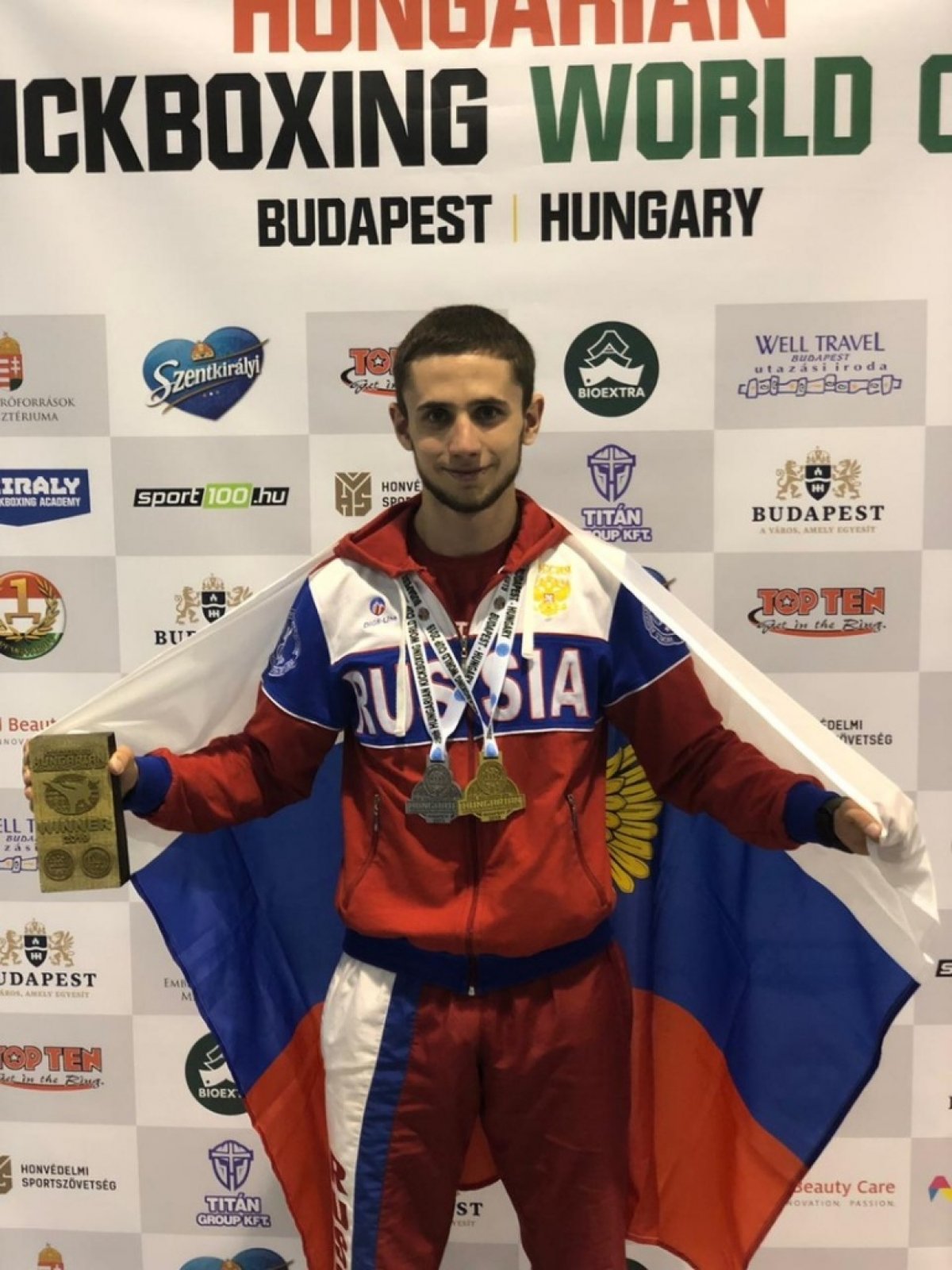 Золото и серебро на Кубке Мира по кикбоксингу