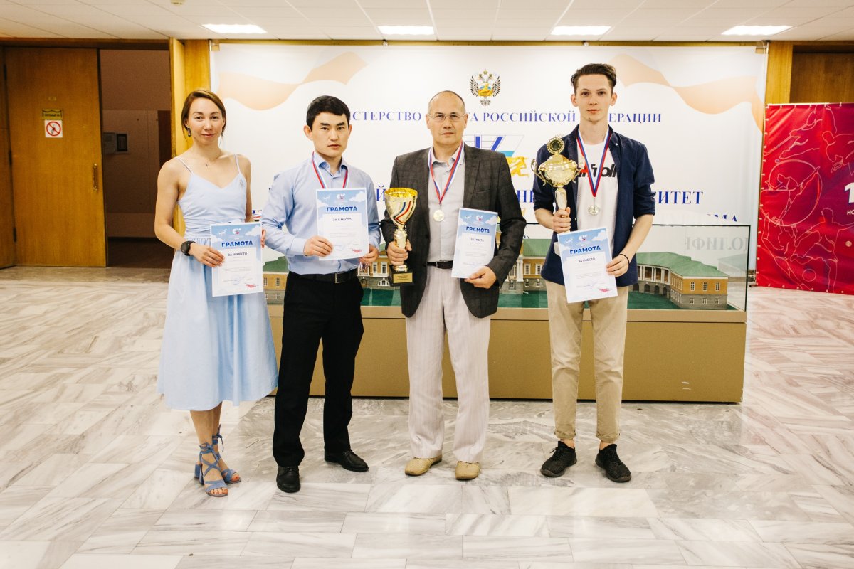 Наградили победителей🏆Медали, кубки и грамоты получили победители чемпионата по стрельбе из малокалиберного оружия и чемпионата по авиационного двоеборью 😃Поздравляем всех🎉