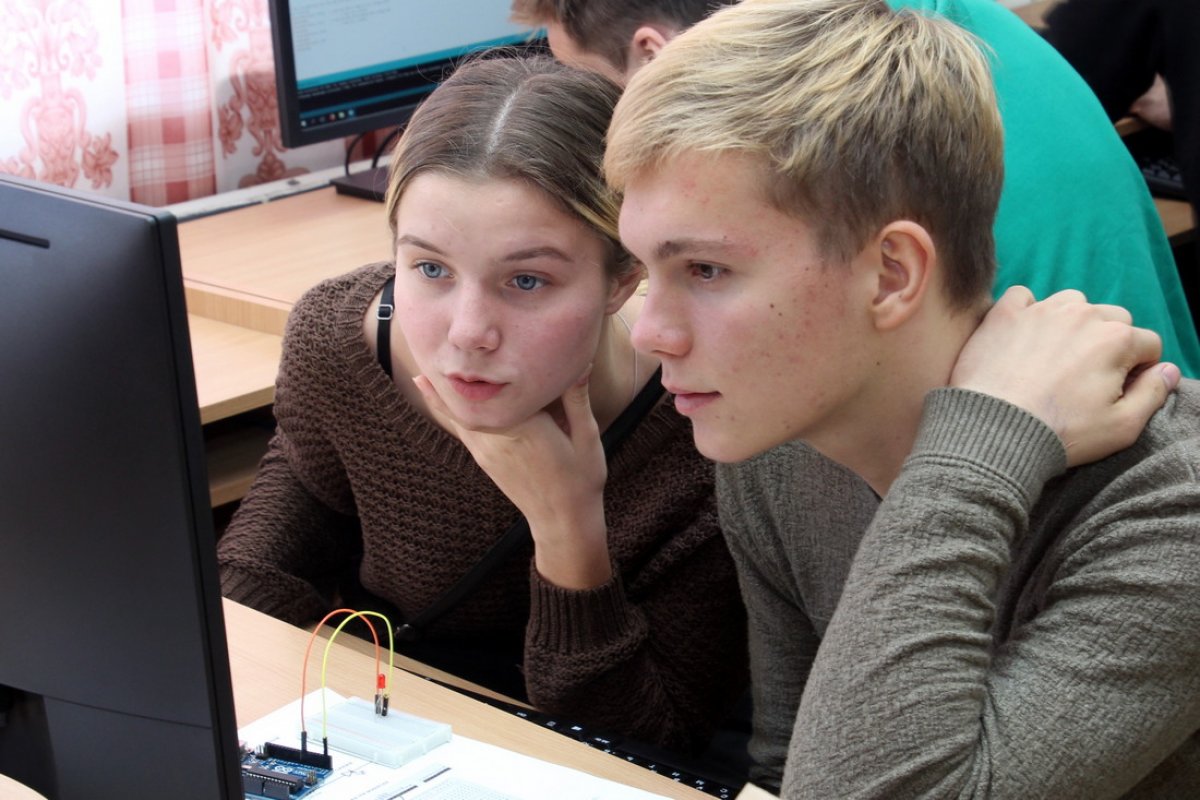 Около 150 студентов Севастопольского государственного университета стали одними из первых в России тестировщиками адаптивной системы обучения по математике Plario.