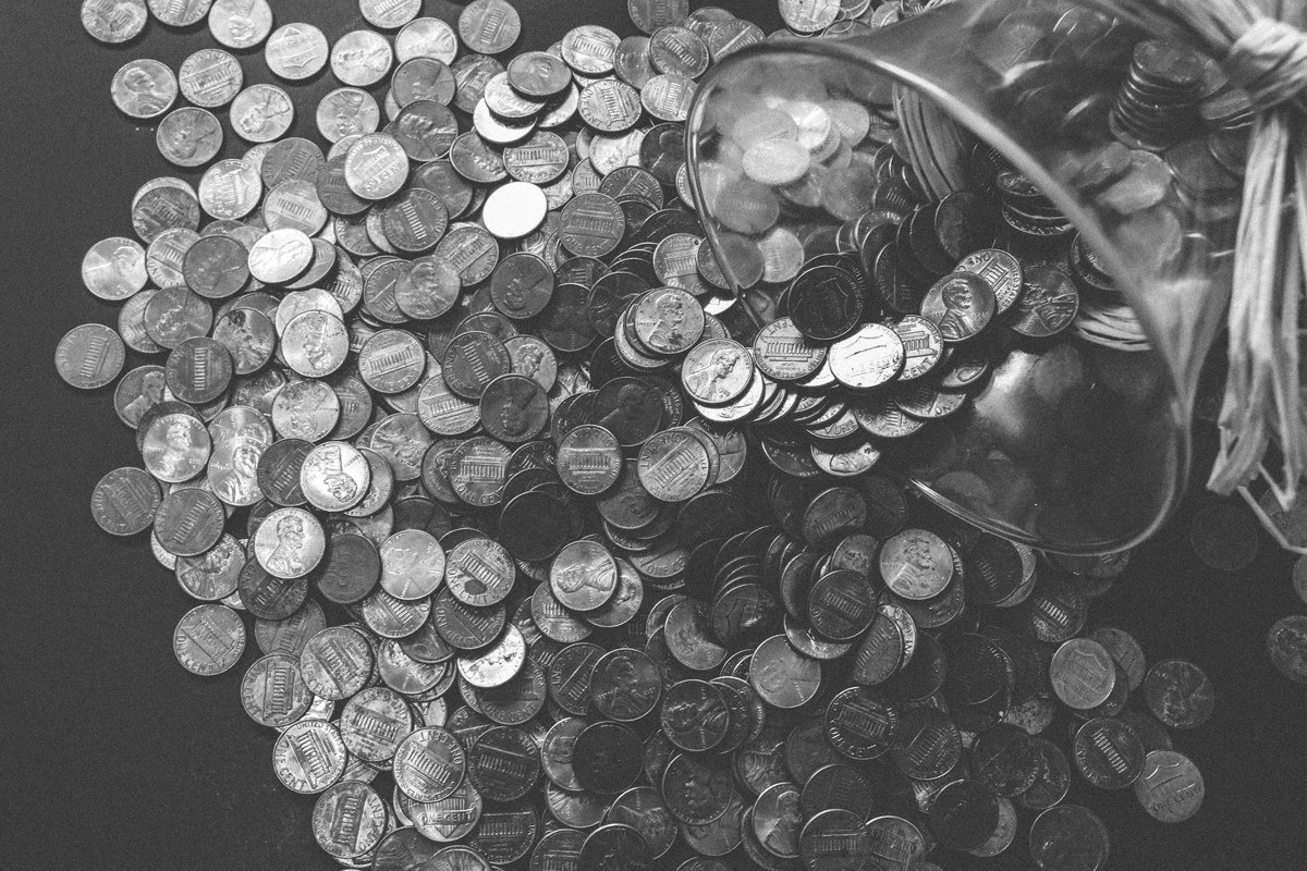 Сколько денег мог получить Чичиков за собранные «мёртвые» души, и на что банки выдавали кредиты в XVIII веке? Сколько денег мог получить Чичиков за собранные «мёртвые» души, и на что банки выдавали кредиты в XVIII веке?