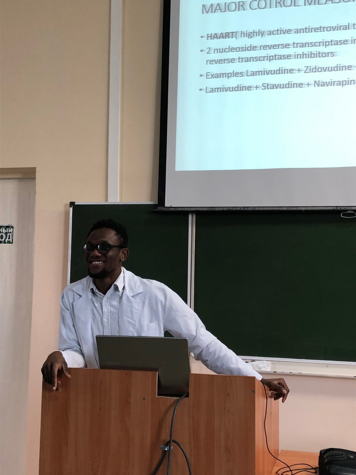 👆🏻 Итоговая конференция студентов, обучающихся по билингвальной программе, состоялась на кафедре микробиологии и вирусологии СибГМУ.