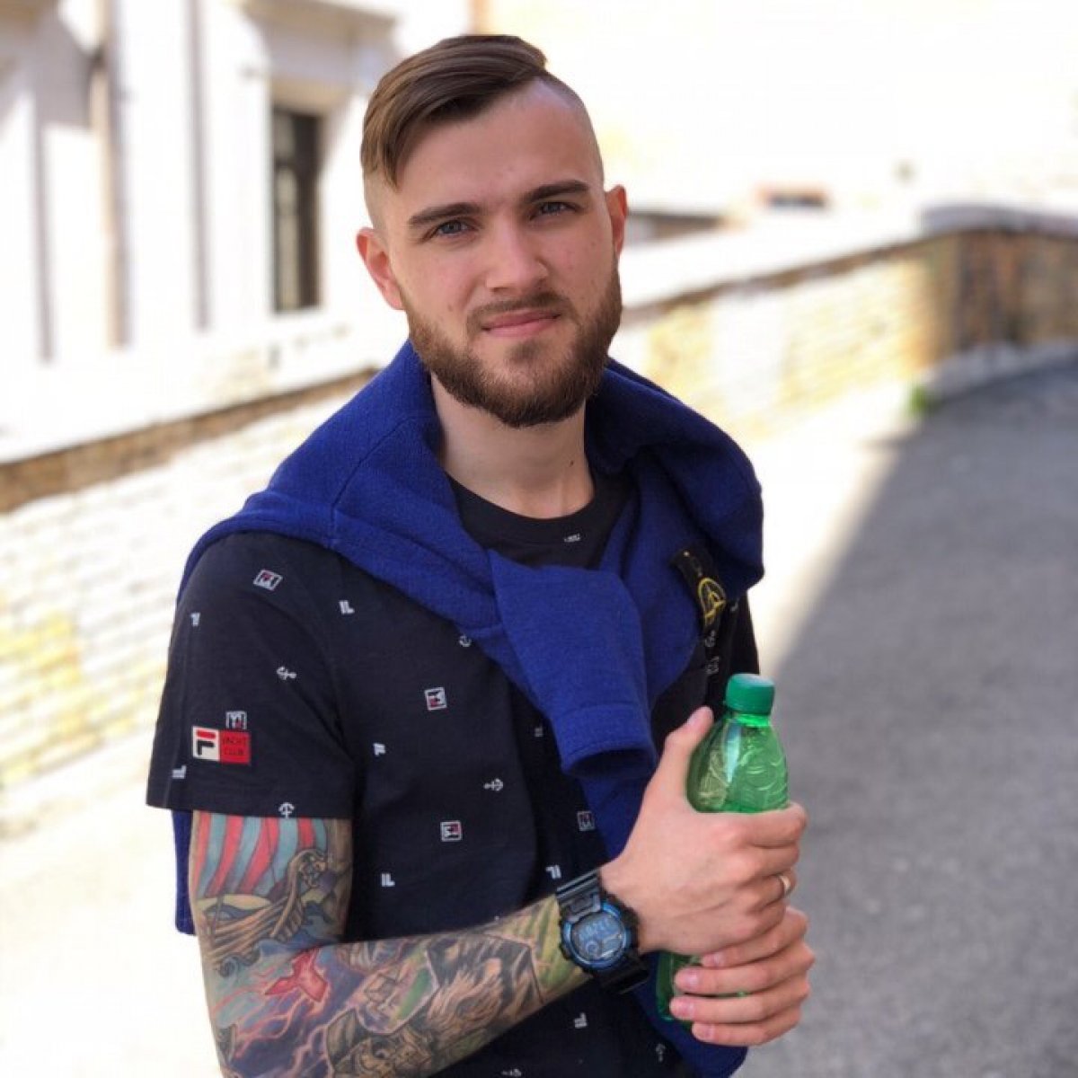 Всем привет! Меня зовут Набиуллин Павел , я учусь на втором курсе факультета Спортивного менеджмента