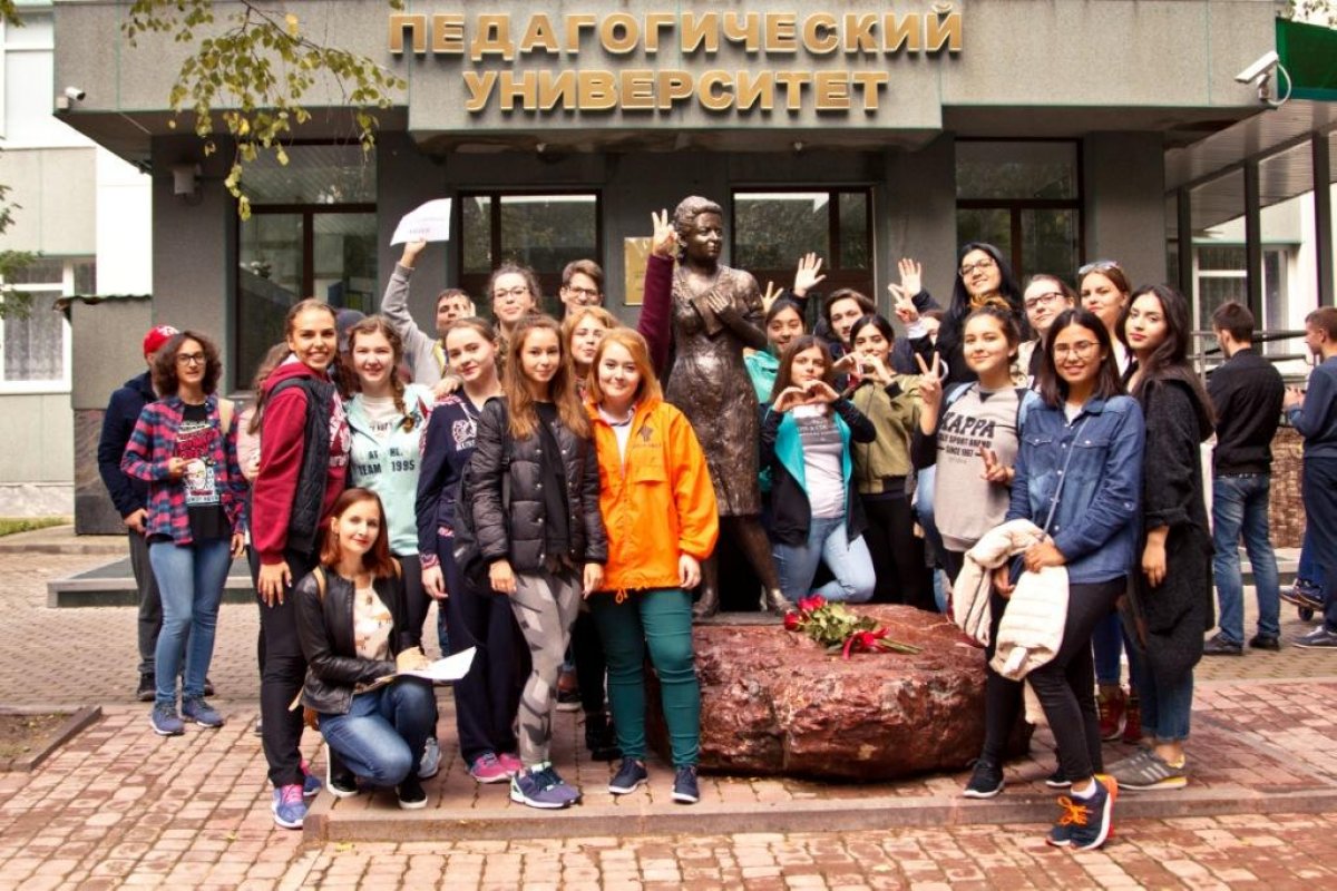 Дорогие абитуриенты и родители! Горожане и гости города!