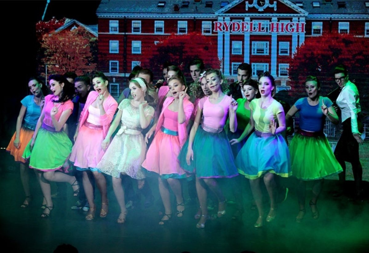 Уже активно начался прием документов и мы предлагаем вам послушать, что же об учебе говорят наши студенты! Интересно послушать? Тогда мы начинаем прямо сейчас🎉 Факультет музыкального искусства эстрады решил первым поделиться воспоминаниями🎼