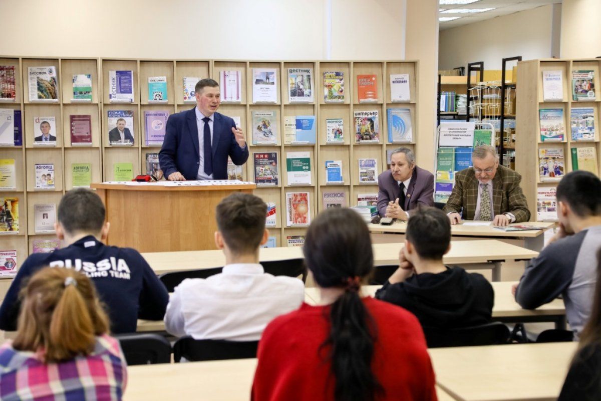 Вузом правят три «Т»: традиции, творцы и таланты