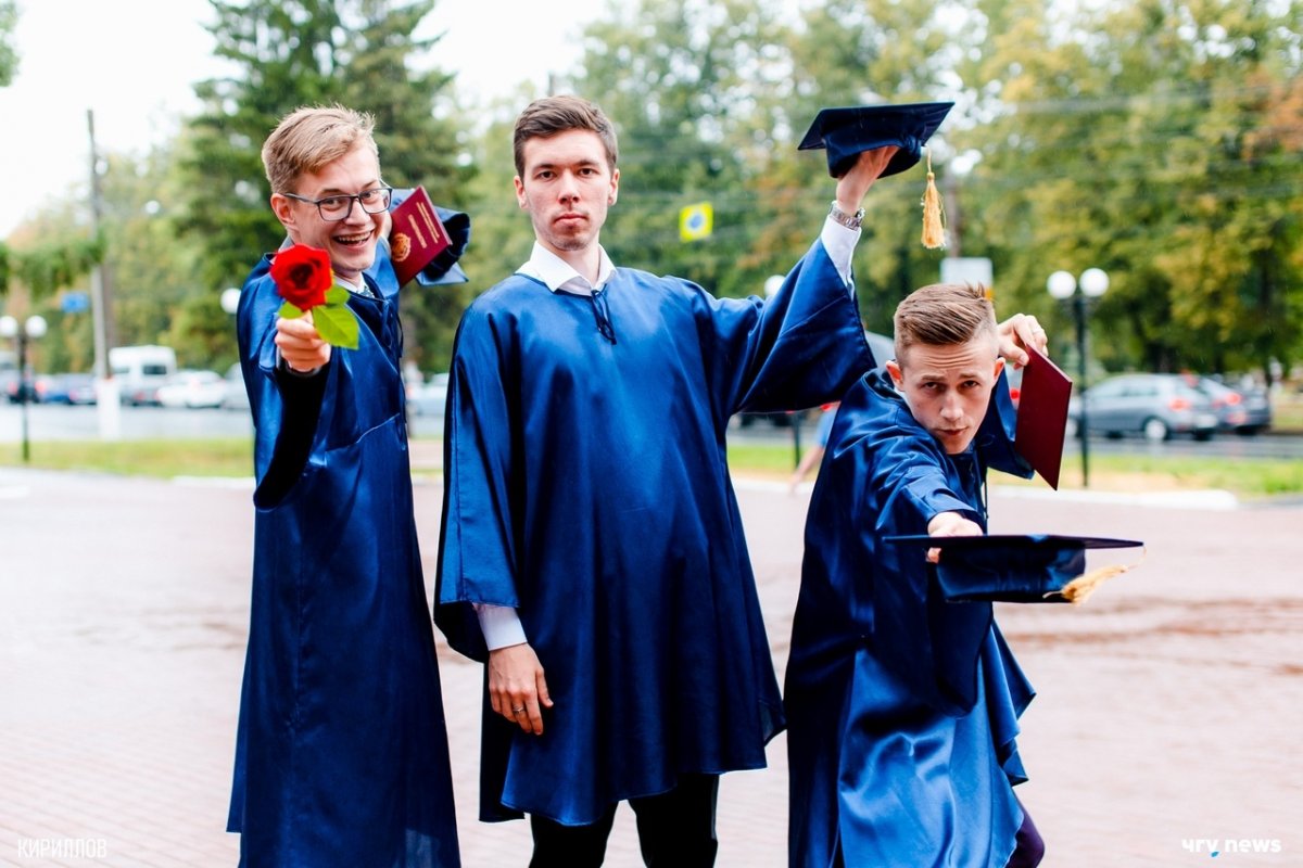 🍀 Доброе утро! Треть лета позади