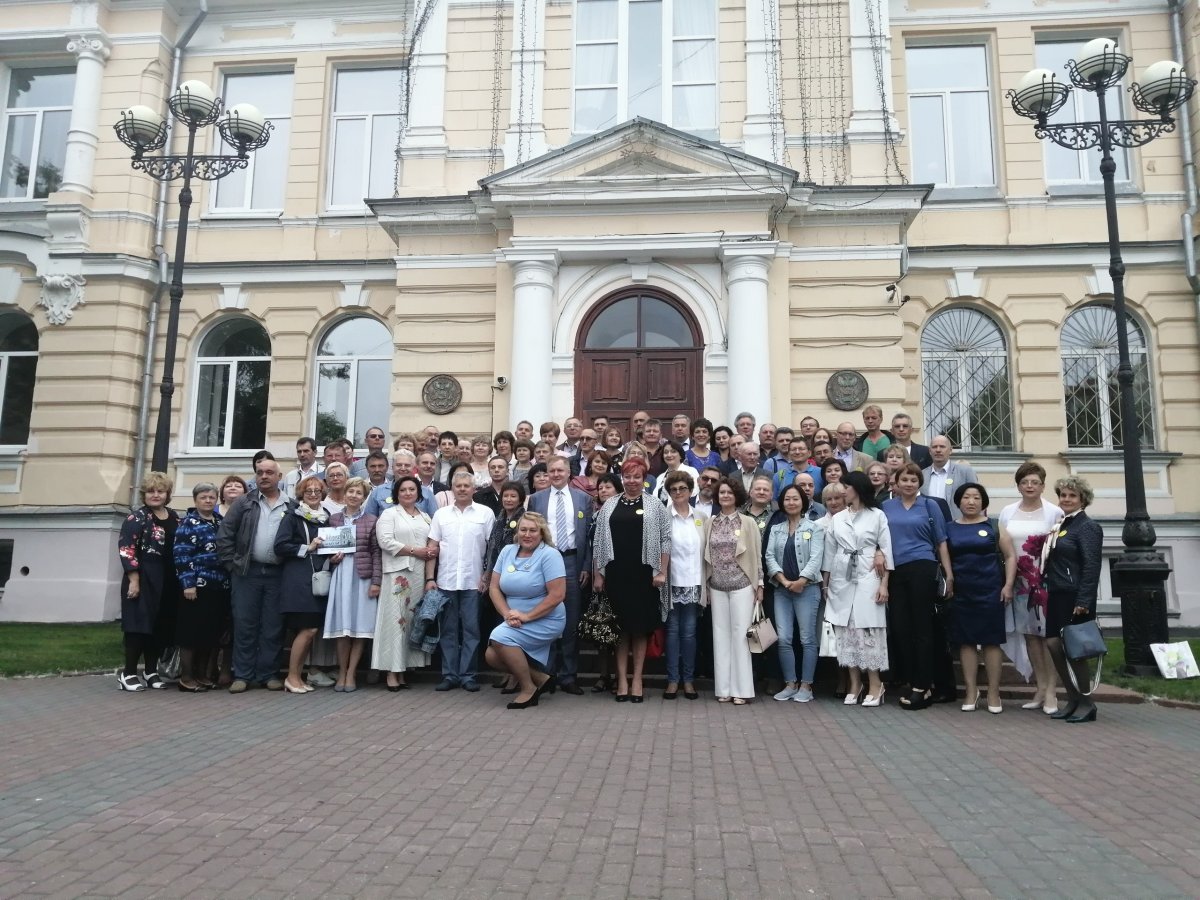 Лето – это всегда череда встреч выпусков разных лет. 😉 За последние пару дней Лето – это всегда череда встреч выпусков разных лет. 😉 За последние пару дней