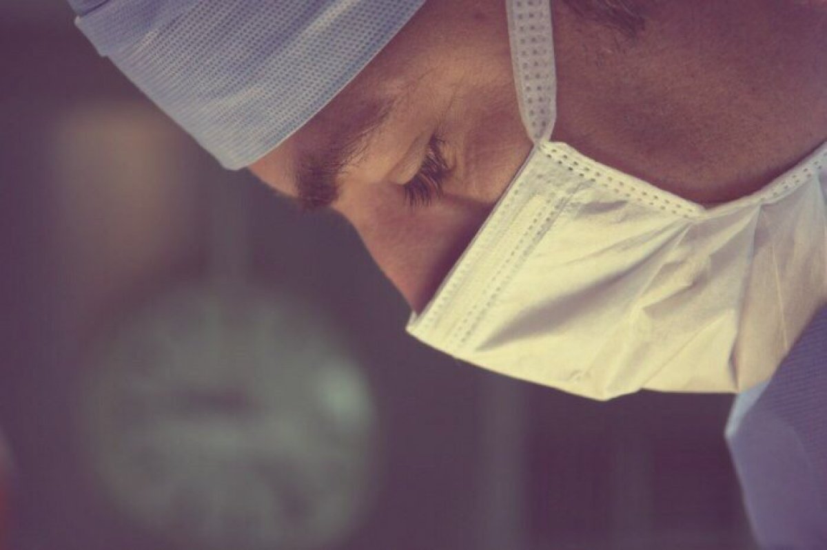 Хирургия — это ремесло, которое можно освоить на среднем уровне, даже не обладая определенными способностями. Но для хирургии высокого качества необходимо прилагать колоссальные усилия и иметь хороших наставников Хирургия — это ремесло, которое можно освоить на среднем уровне, даже не обладая определенными способностями. Но для хирургии высокого качества необходимо прилагать колоссальные усилия и иметь хороших наставников