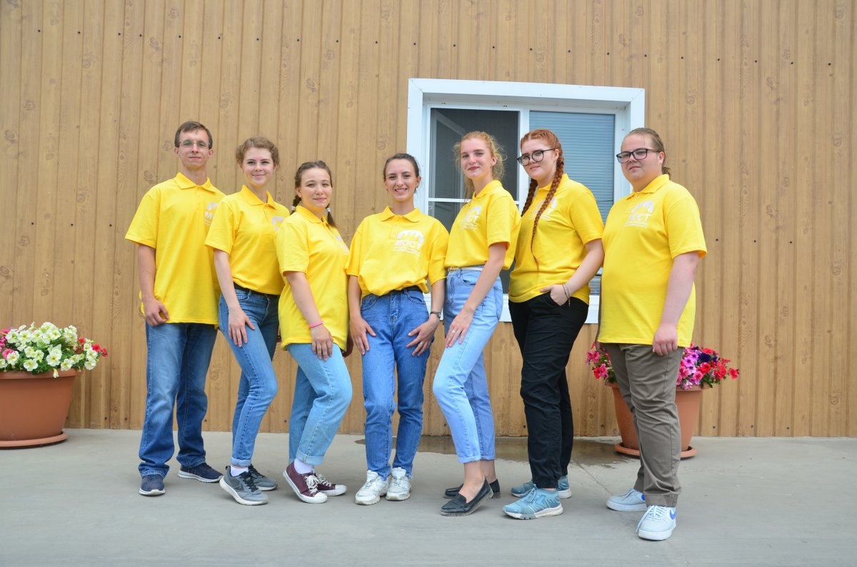 Наш студенческий сельскохозяйственный отряд "Байбак" этим летом работает в составе Всероссийского студенческого сельскохозяйственного отряда "МОСТ" в Воронежской области.