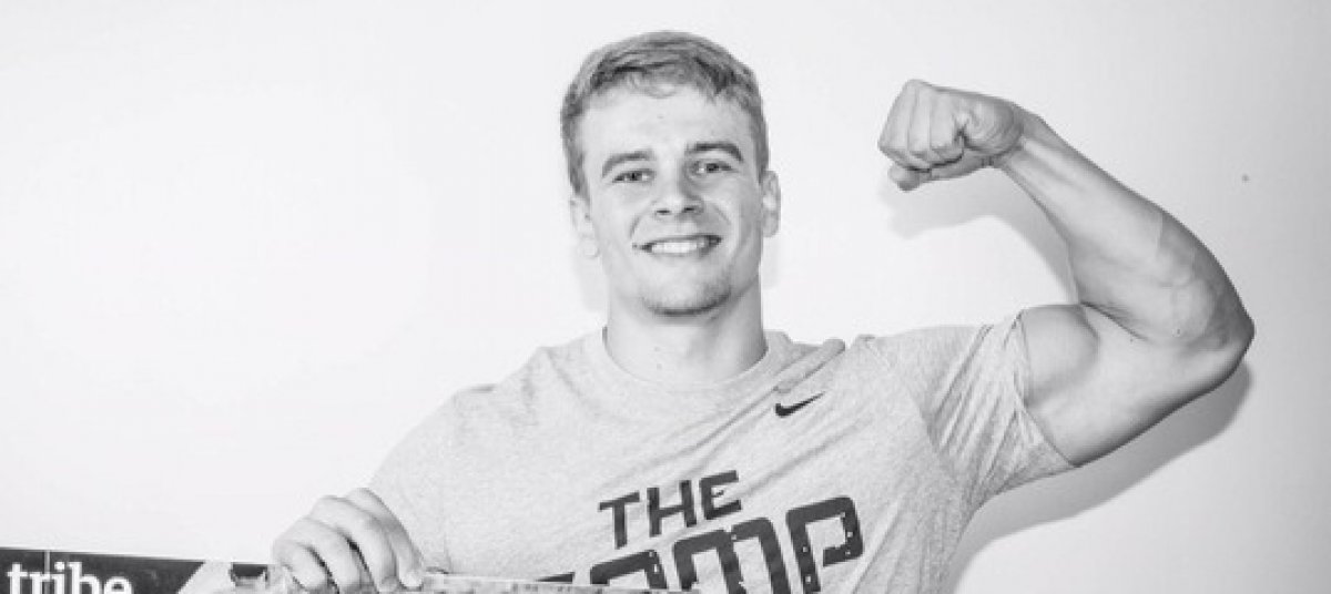 5-6 июля в Испании состоялся чемпионат Европы по кроссфиту The Comp 2019 среди молодежи. Всего в соревнованиях участвовало 80 атлетов в трех возрастных категориях. Российский атлет