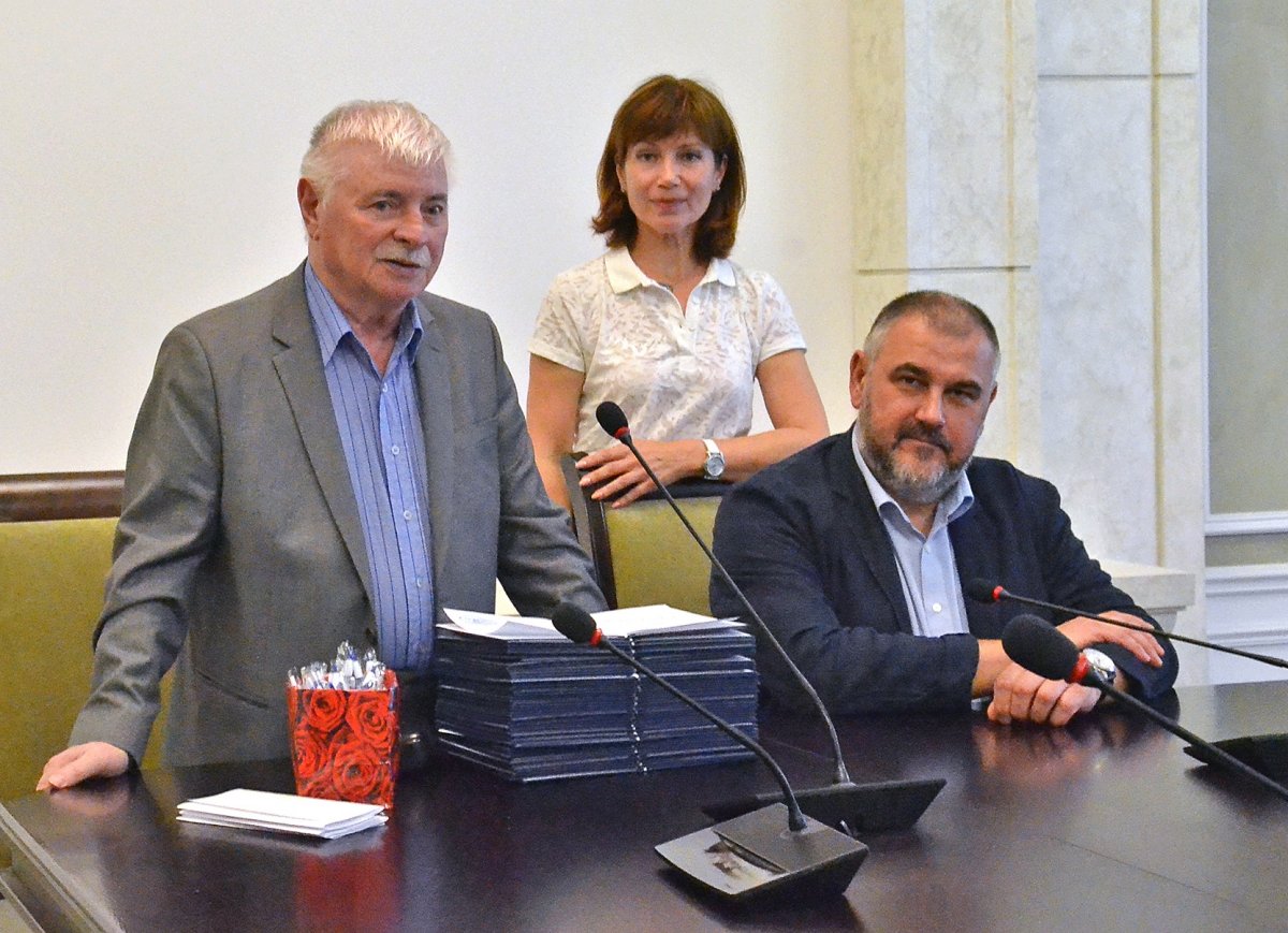 Вручение дипломов аспирантам 09-07-2019 Вручение дипломов аспирантам 09-07-2019