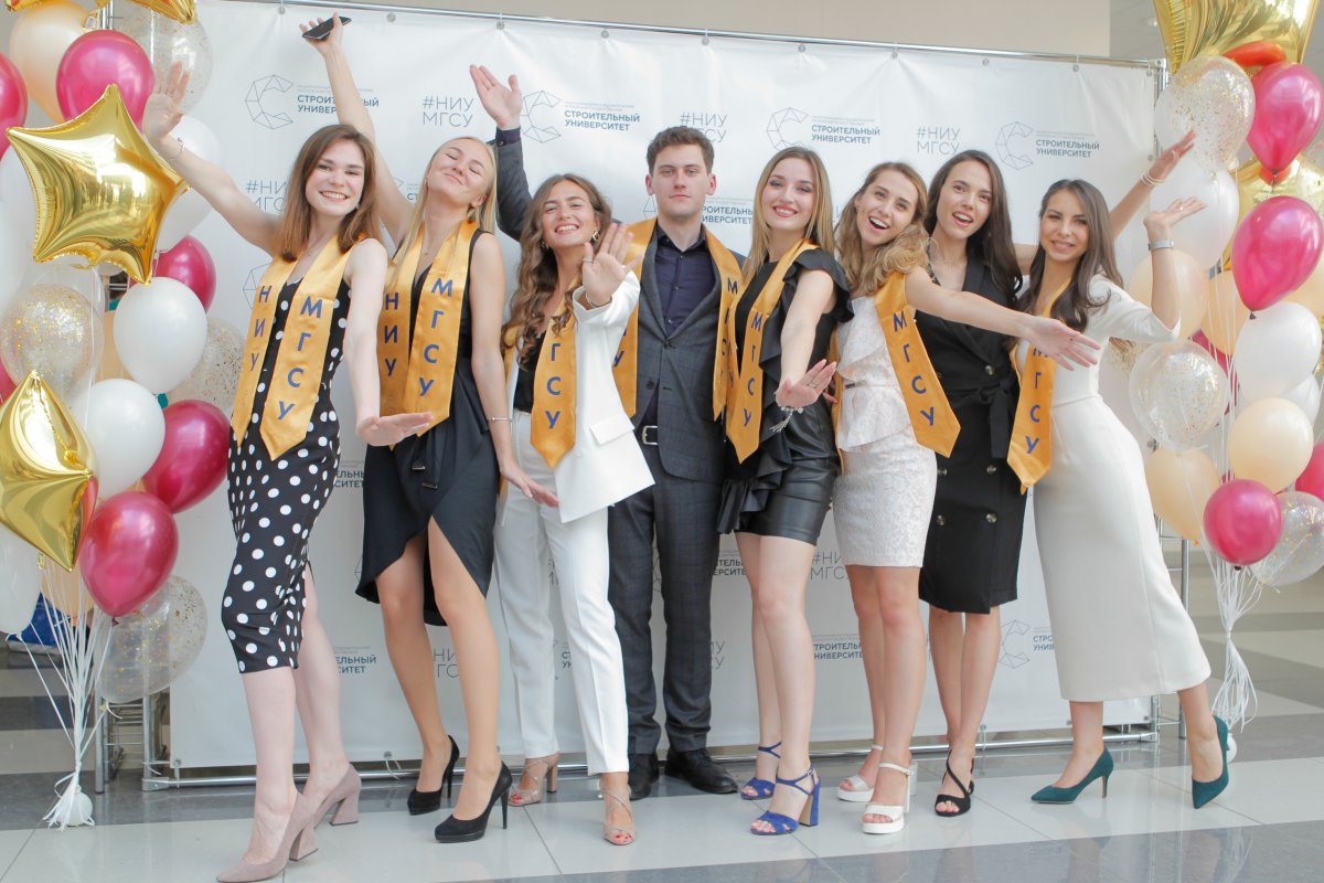 9 июля 2019 года в Актовом зале НИУ МГСУ получили свои долгожданные «красные дипломы» более 600 выпускников.