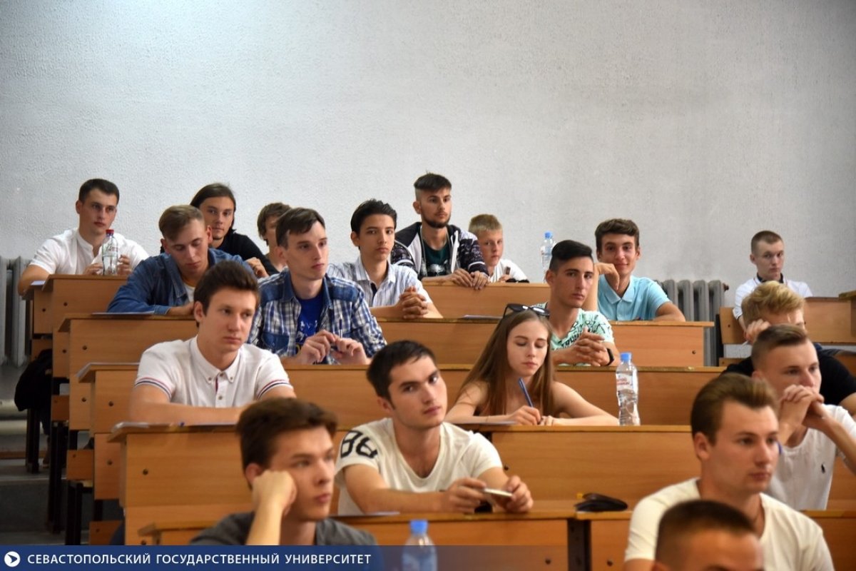 Сезон вступительных экзаменов в Севастопольском государственном университете открыт.