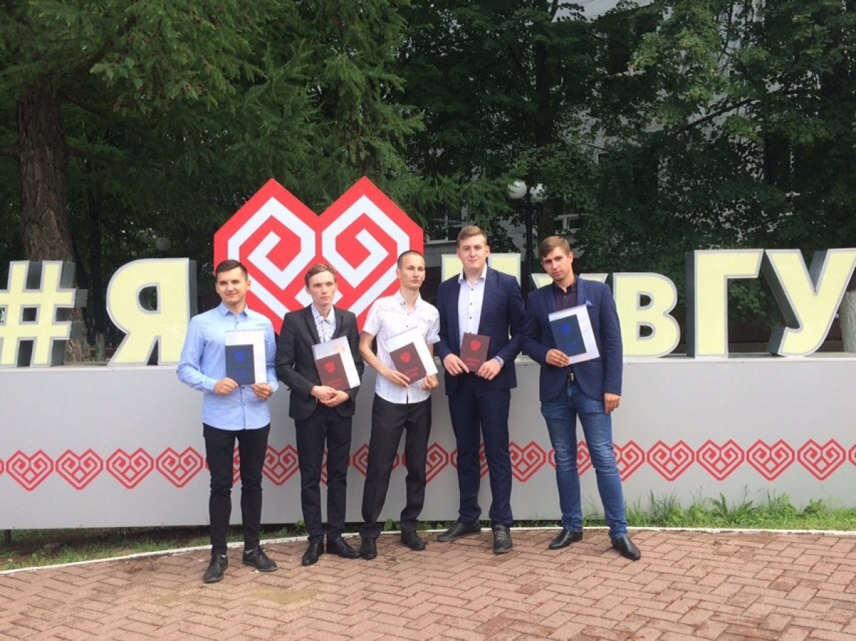 Многих абитуриентов волнует вопрос - кто такие "целевики"?