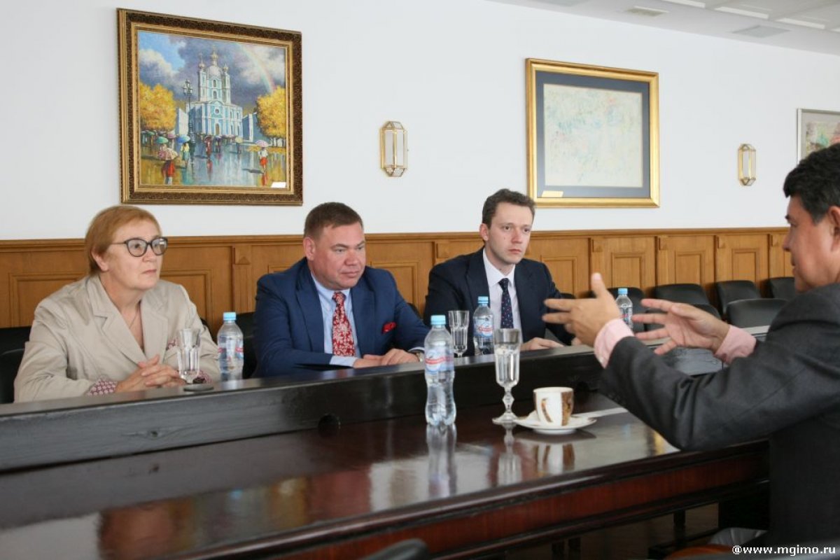 30 июля состоялась встреча проректора по магистерским и международным программам А.А.Байкова