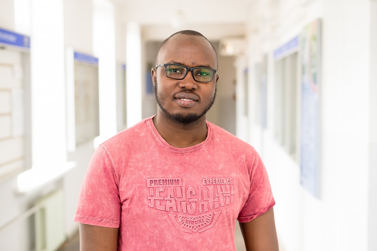 Южно-Уральский государственный университет – многонациональный вуз, в котором обучаются студенты из 52 стран. В аудиториях ЮУрГУ можно встретить граждан Китая, Египта, Алжира, Кот-д’Ивуар и многих других государств.