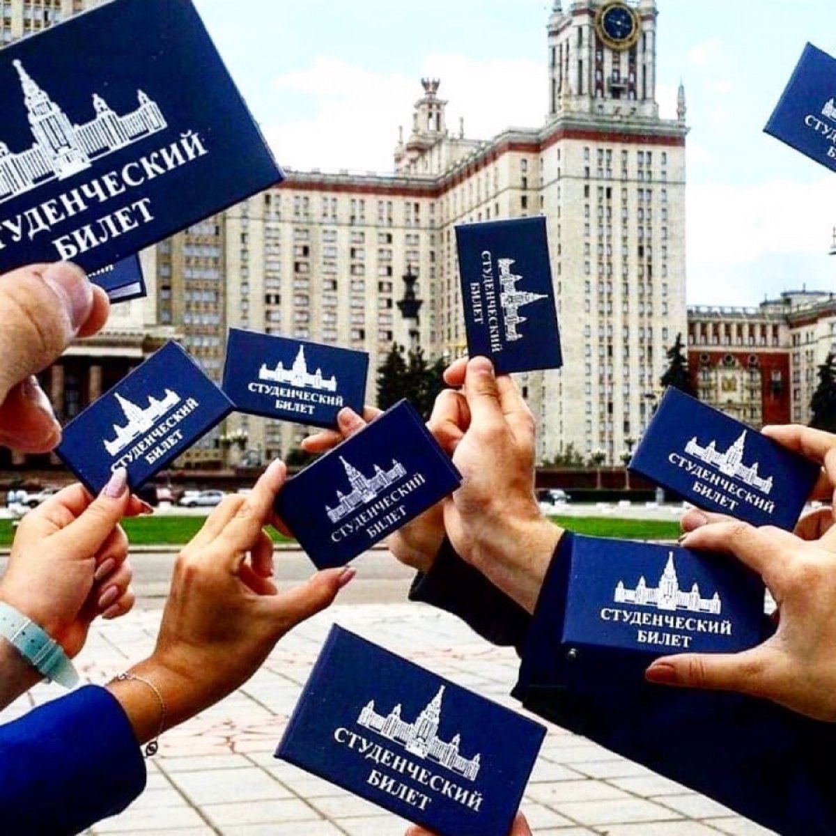 МГУ вошел в топ-100 лучших университетов мира по качеству образования: https://bit.ly/2KiEg0J
