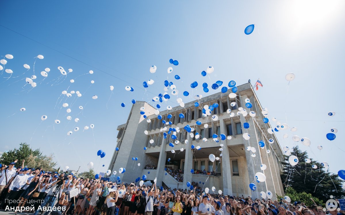 🎉 Внимание, первокурсники и все болеющие за них 🎉
