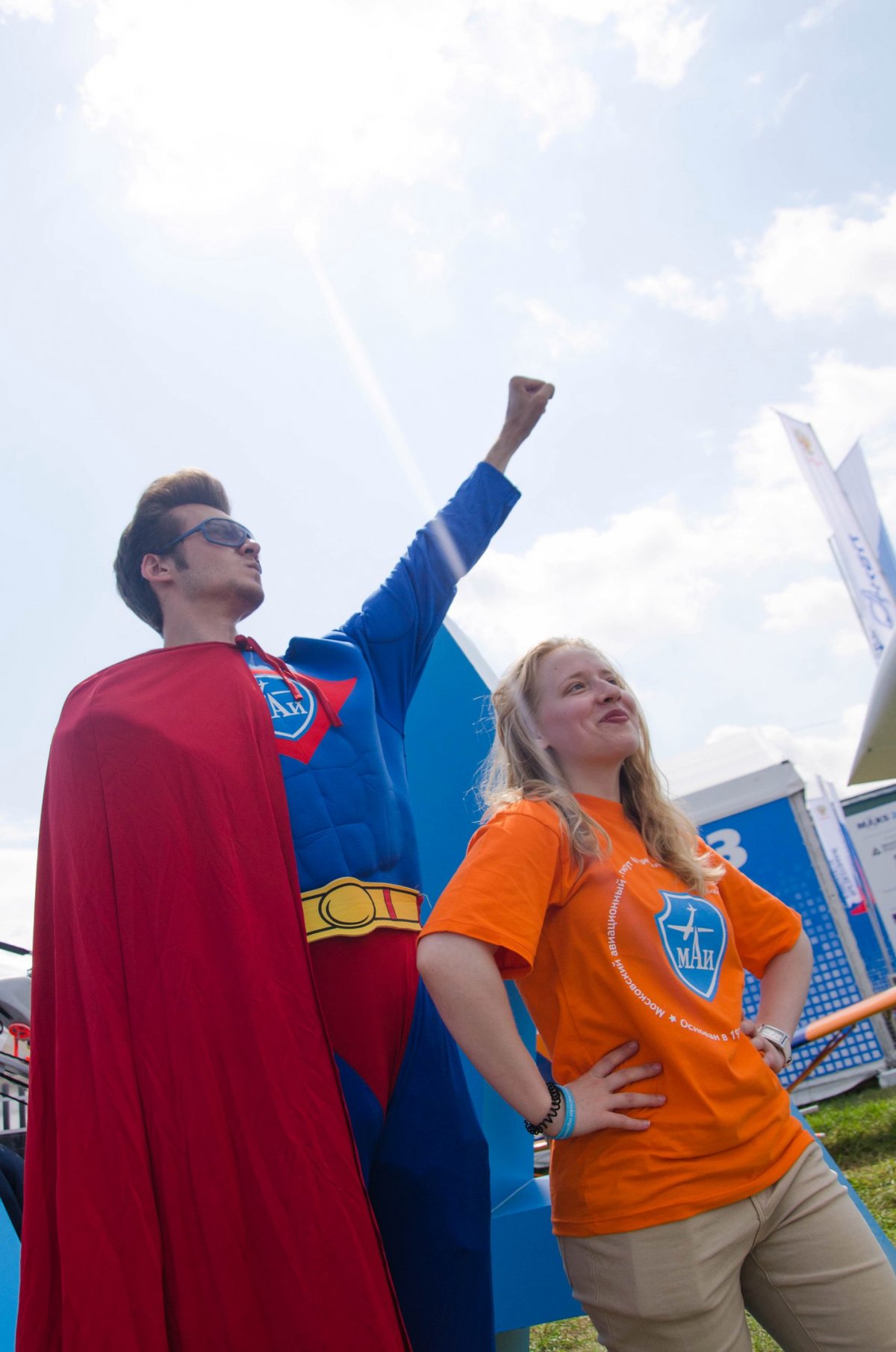 Для работы на МАКС-2019 разыскиваются веселые и энергичные юноши 🕺🔥