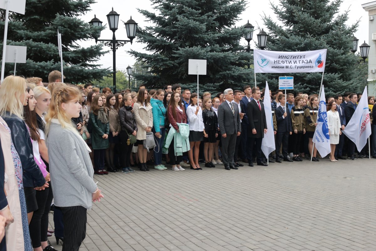 Сегодня 19 августа, начало новой рабочей недели. И пока вы наслаждаетесь последними летними деньками, Удмуртский государственный университет продолжает зачислять новых абитуриентов