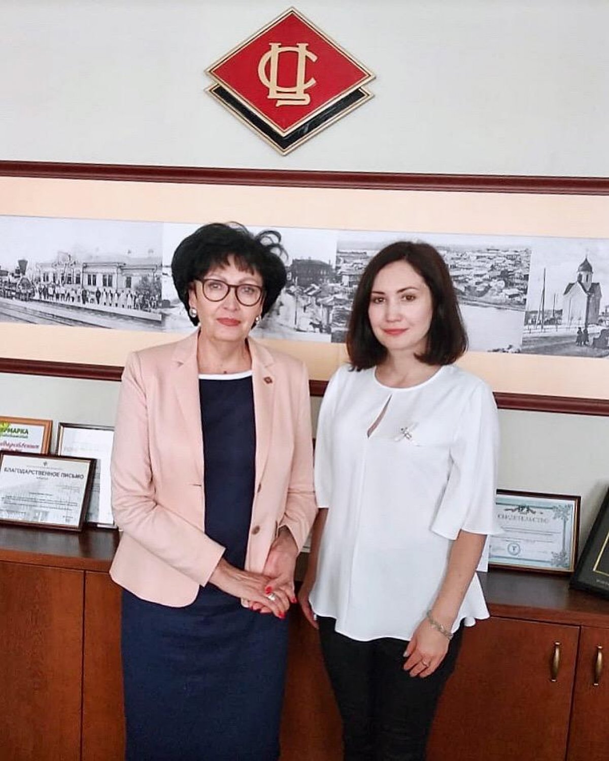 21 августа состоялось подписание договора между Новосибирской консерваторией и Сибирским университетом потребительской кооперации. 21 августа состоялось подписание договора между Новосибирской консерваторией и Сибирским университетом потребительской кооперации.