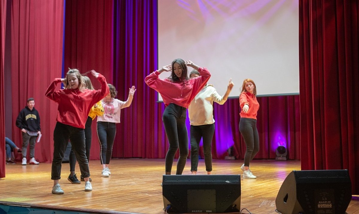 – это яркие студенческие вечеринки, где рождается настоящая крепкая дружба!🤩✌🏻