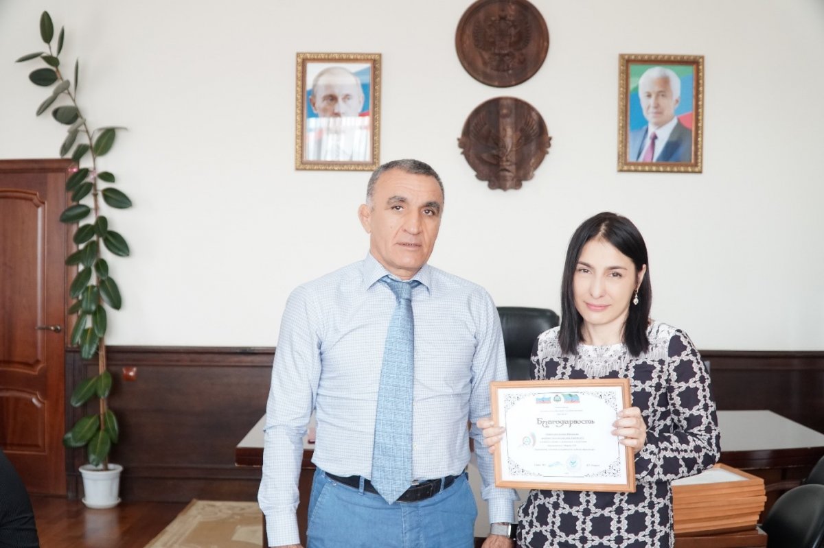 За последние годы система образования Дахадаевского района достигла значительных успехов благодаря активному сотрудничеству с Дагестанским государственным университетом.