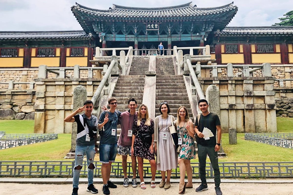 Студенты ВГУЭС приняли участие в IV Глобальном международном лагере Global Youth Сamp 2019