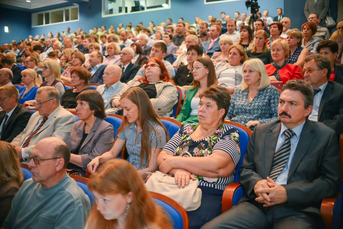 Ректор С.М.Вдовин обозначил ключевые задачи коллектива Мордовского университета на учебный 2019/2020 год. Фото с расширенного заседания ученого совета МГУ им. Н.П. Огарева