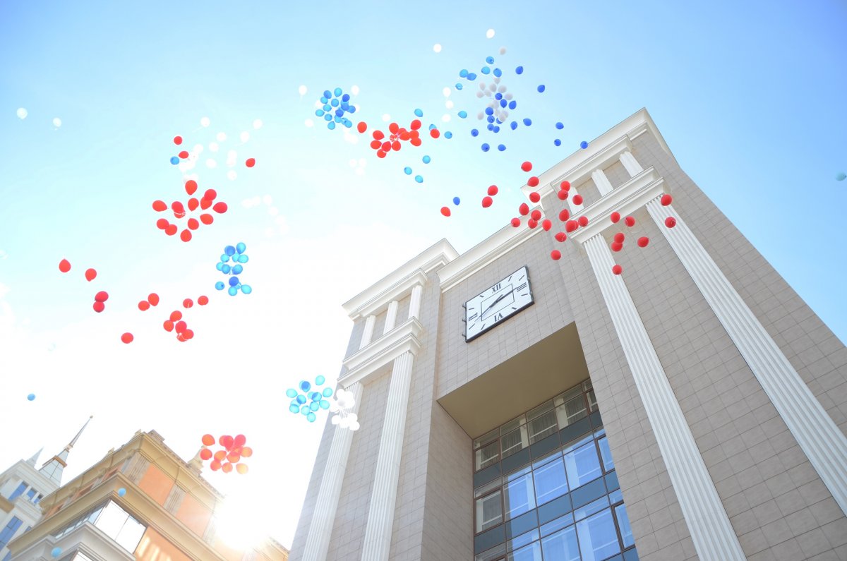 Социальные сети проникли во все сферы жизни современного человека. Мордовский университет не остался в стороне и по максимуму использует возможности этого ресурса, чтобы помочь огарёвцам - бывшим, настоящим и будущим!