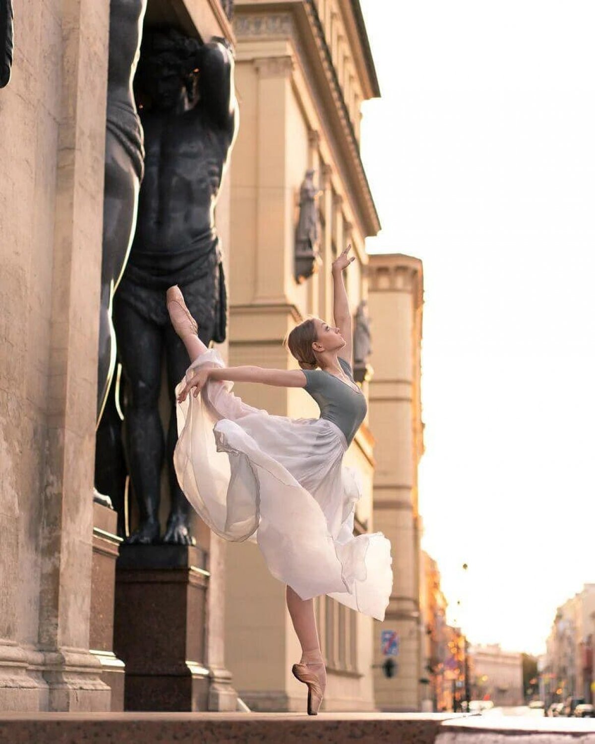 НАШИ ВЫПУСКНИКИ