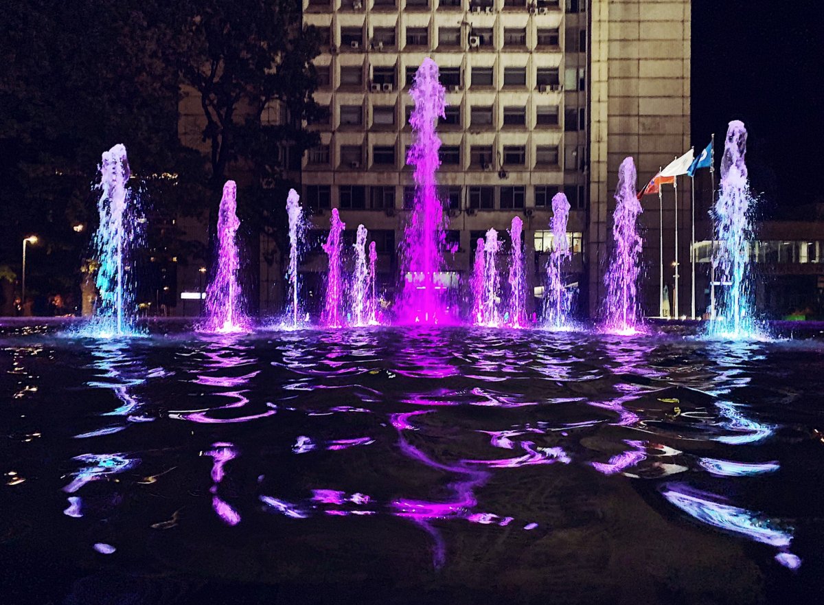 Светящийся фонтан