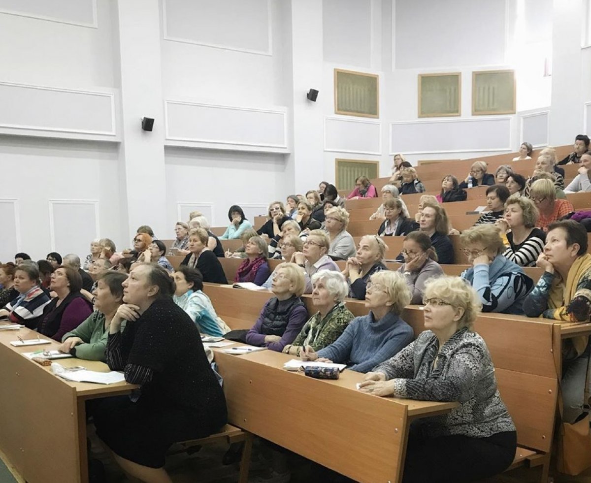 : в Московском университете состоялись первые занятия в рамках проекта «Московское долголетие»!