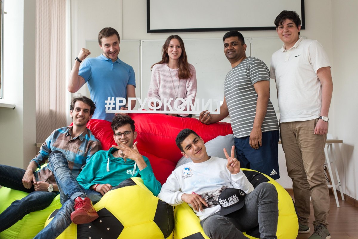 Let's speak English🇬🇧 возобновляет работу☺