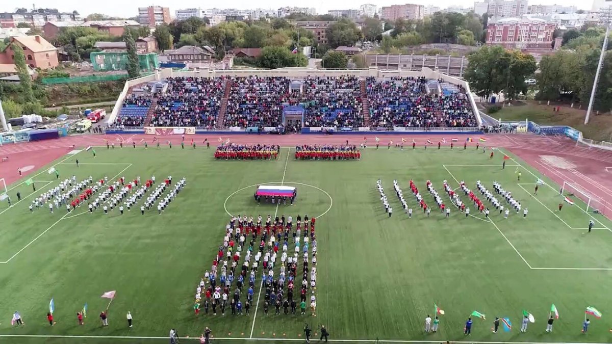 ВСТРЕЧАЕМСЯ НА «ЗАРЯДКЕ С ЧЕМПИОНОМ»