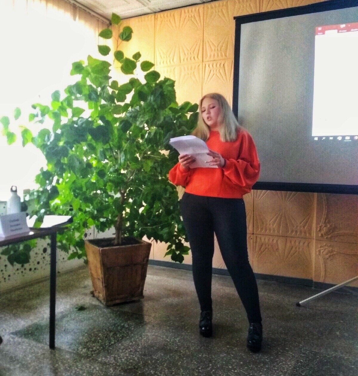 24 сентября 2019 года студентки 2 курса направления «менеджмент» Анастасия Богачева и Виктория Желтухина представили филиал на Молодежном межрегиональном экологическом форуме с проектом «Грамотный сбор отходов. Бумага за бумагу» ♻️❗️