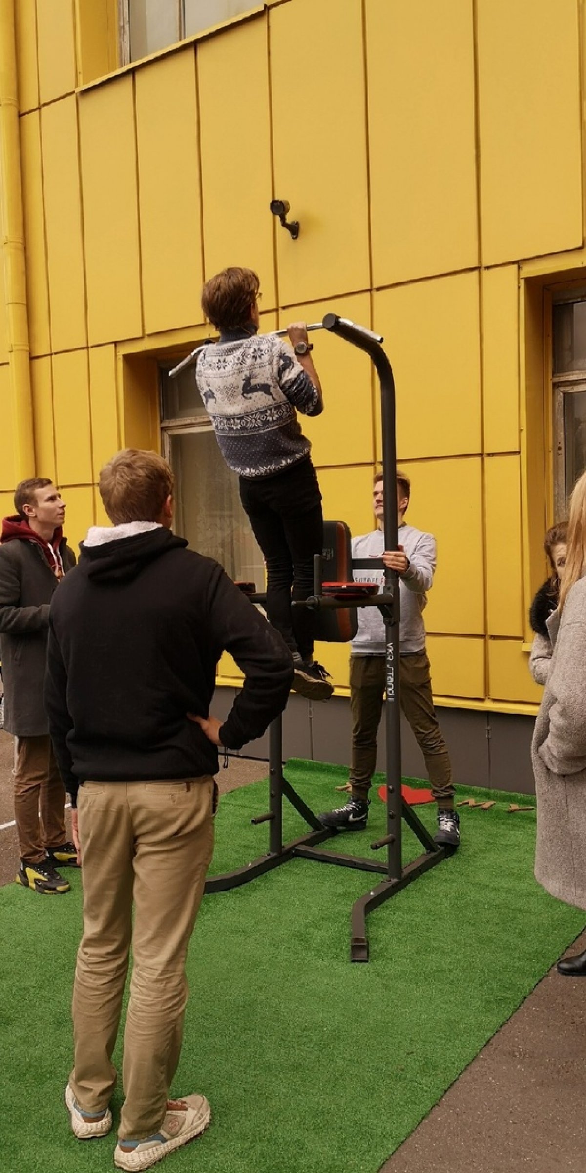 Хоть погода сегодня и не радует, но у нас на «Новой высоте» жарко!😏 Прикрепляем доказательства!