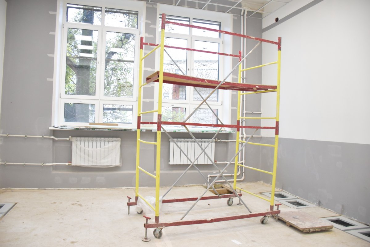 Региональные власти оценили ход ремонтных работ в Центре ДНК