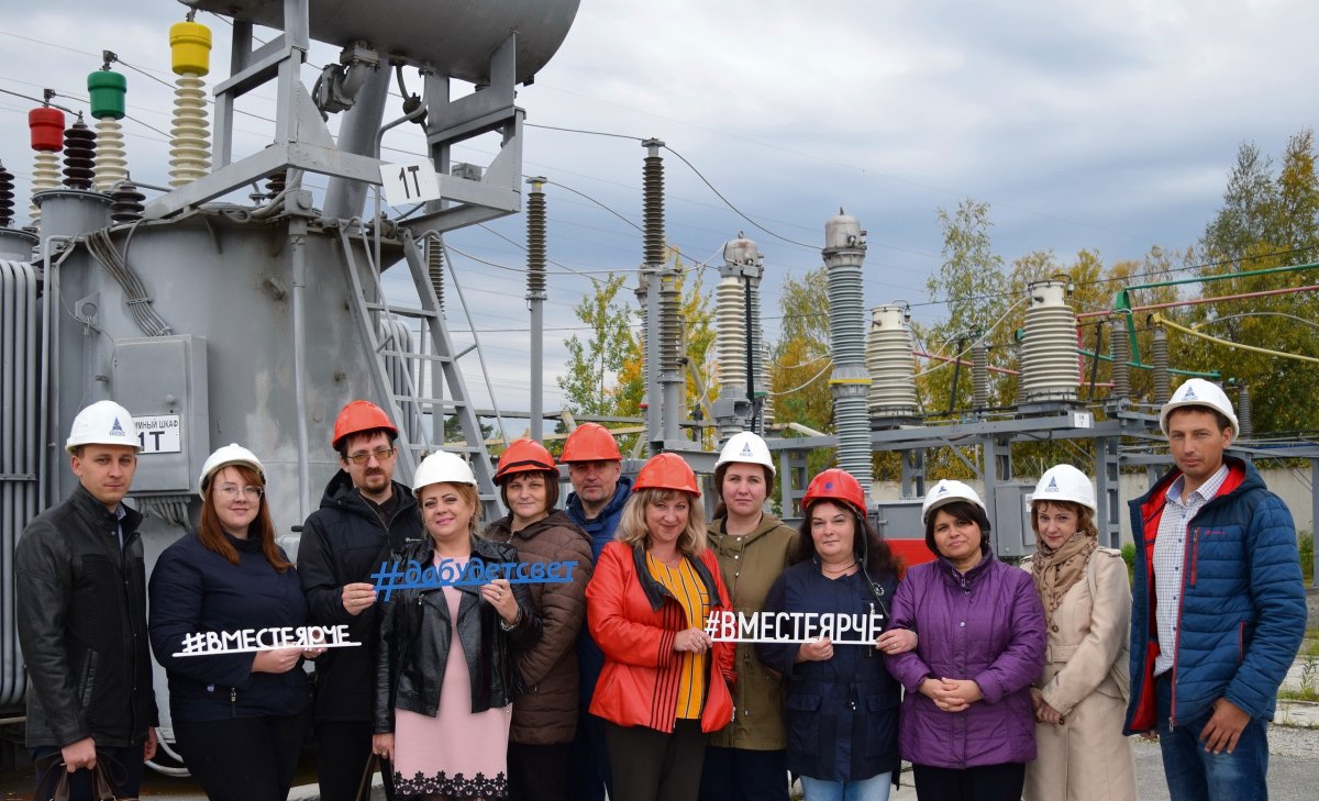 Преподаватели Нефтеюганского индустриального колледжа - филиала ЮГУ побывали на тренировочном полигоне РоссетиТюмень