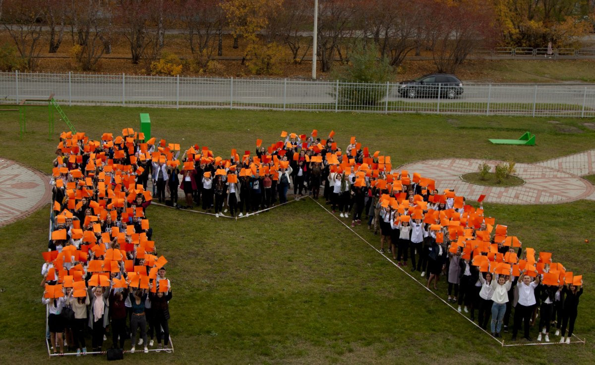Отмечайте себя и друзей на фото😂